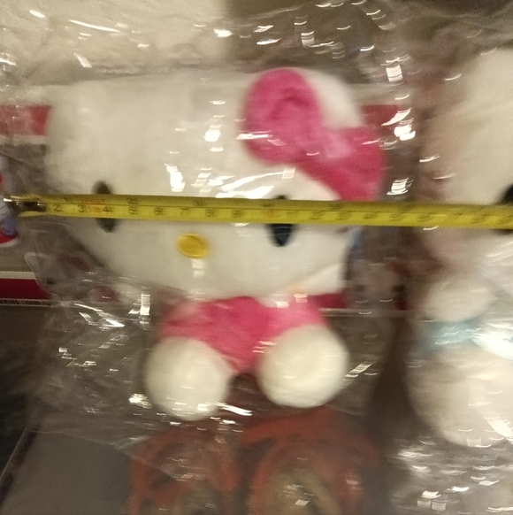 NEW Hello Kitty Plush Toy - Picture 4 of 6